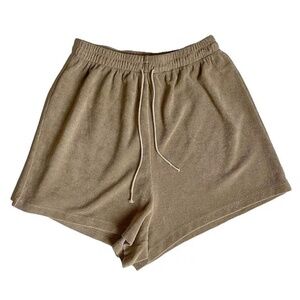 The simple folk terry shorts